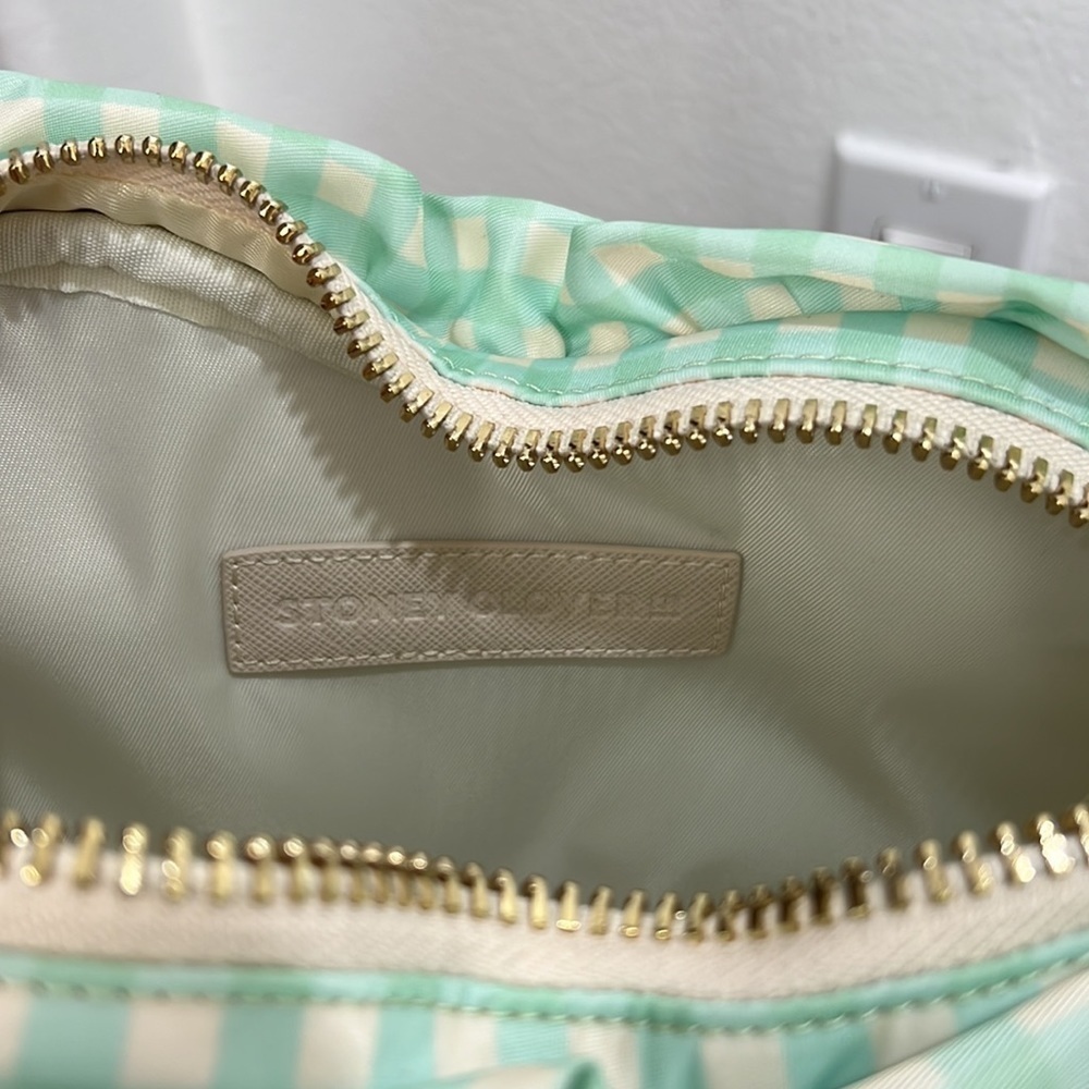 NEW Stoney Clover Green Gingham Heart Pouch with Heart Patches - Picture 5 of 7